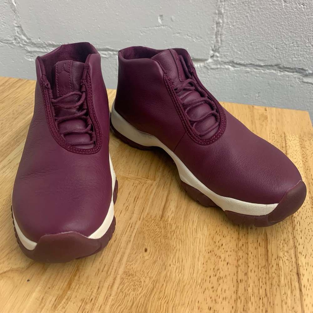 Jordan’s, leather, size 7.5